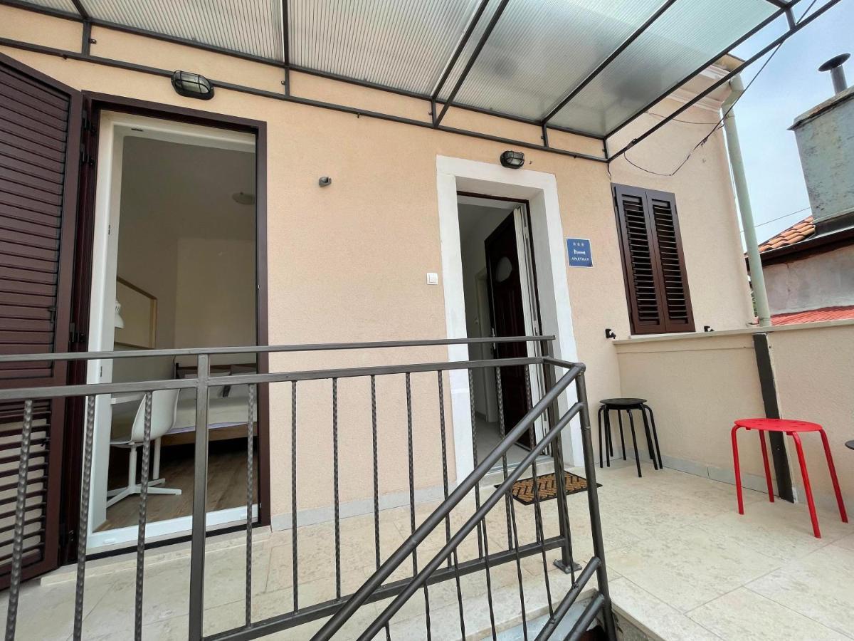 רייקה Modern Apartment In The Old Part Of Town מראה חיצוני תמונה
